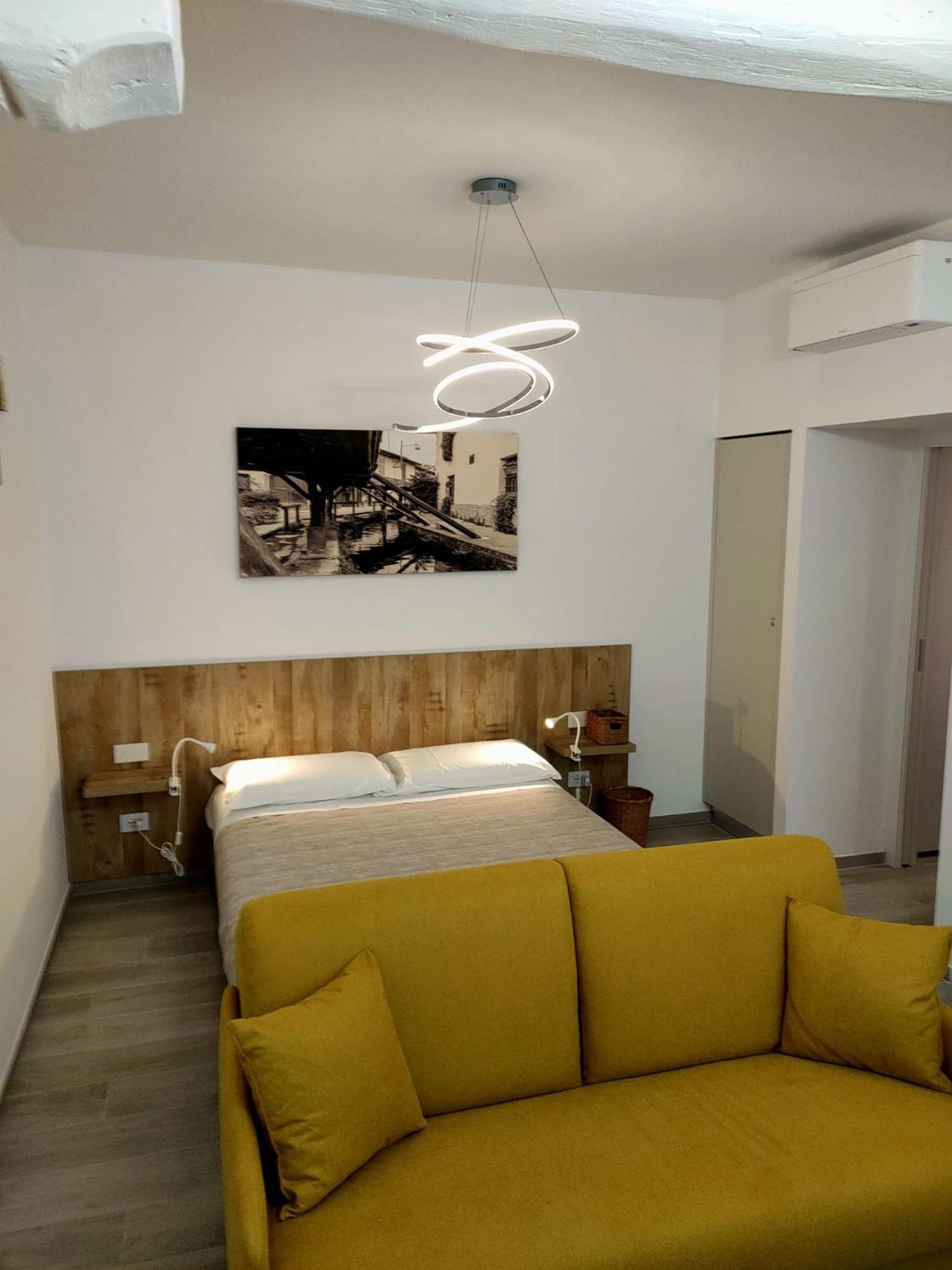 Suite Naviglio Grande Milan Exterior photo